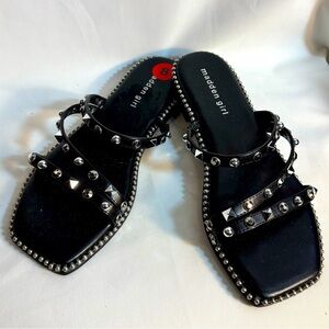 Madden Girl SZ 8 Bondi Black Flap Studded Slides Square Toe Strappy Sandals NEW